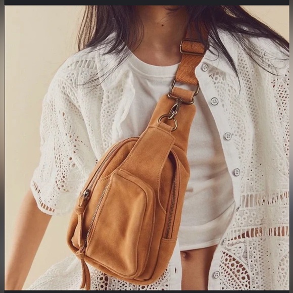 Free People Hudson Suede Crossbody Bag pirate gold NWT - Picture 3 of 14